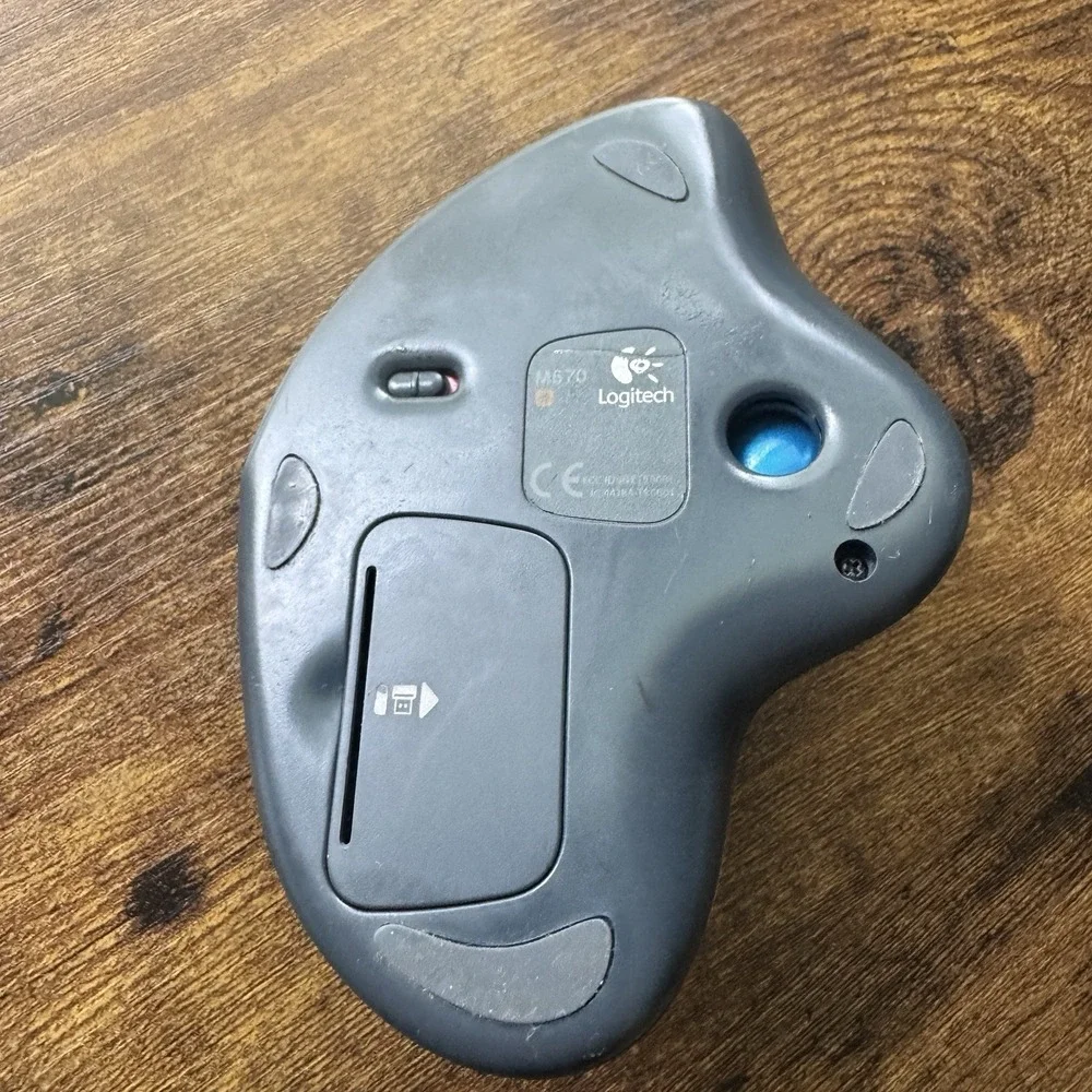 Logitech Trackman Logi M570 Wireless Trackball Mouse &‎ USB Receiver